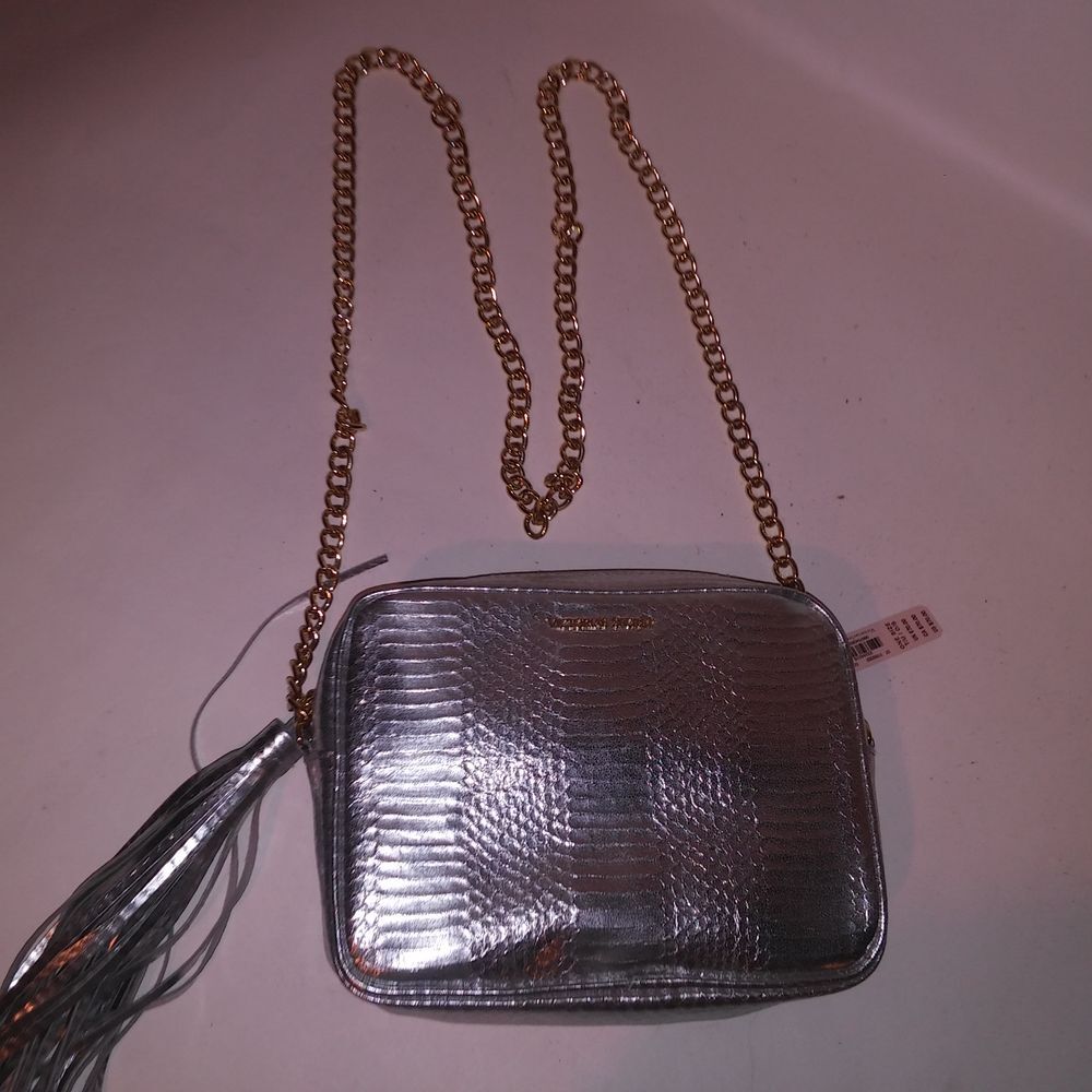 Victoria Secret Purse Shoulder Bag Silver Snakeskin Print Gold Chain Metallic - Picture 8 of 11